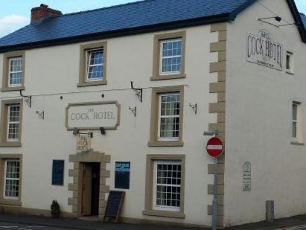 The Cock Hotel Bronllys Экстерьер фото